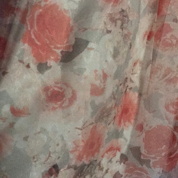 🌹 rose print skirt - Picture 2 of 2